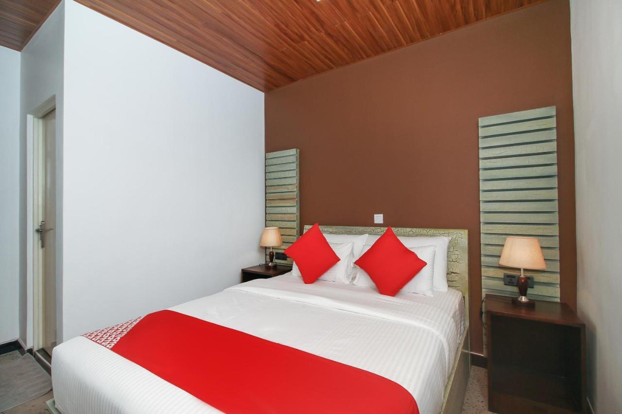 Hotel 198 Negombo Bagian luar foto