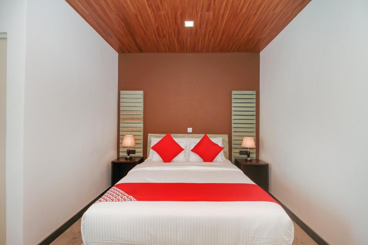 Hotel 198 Negombo Bagian luar foto